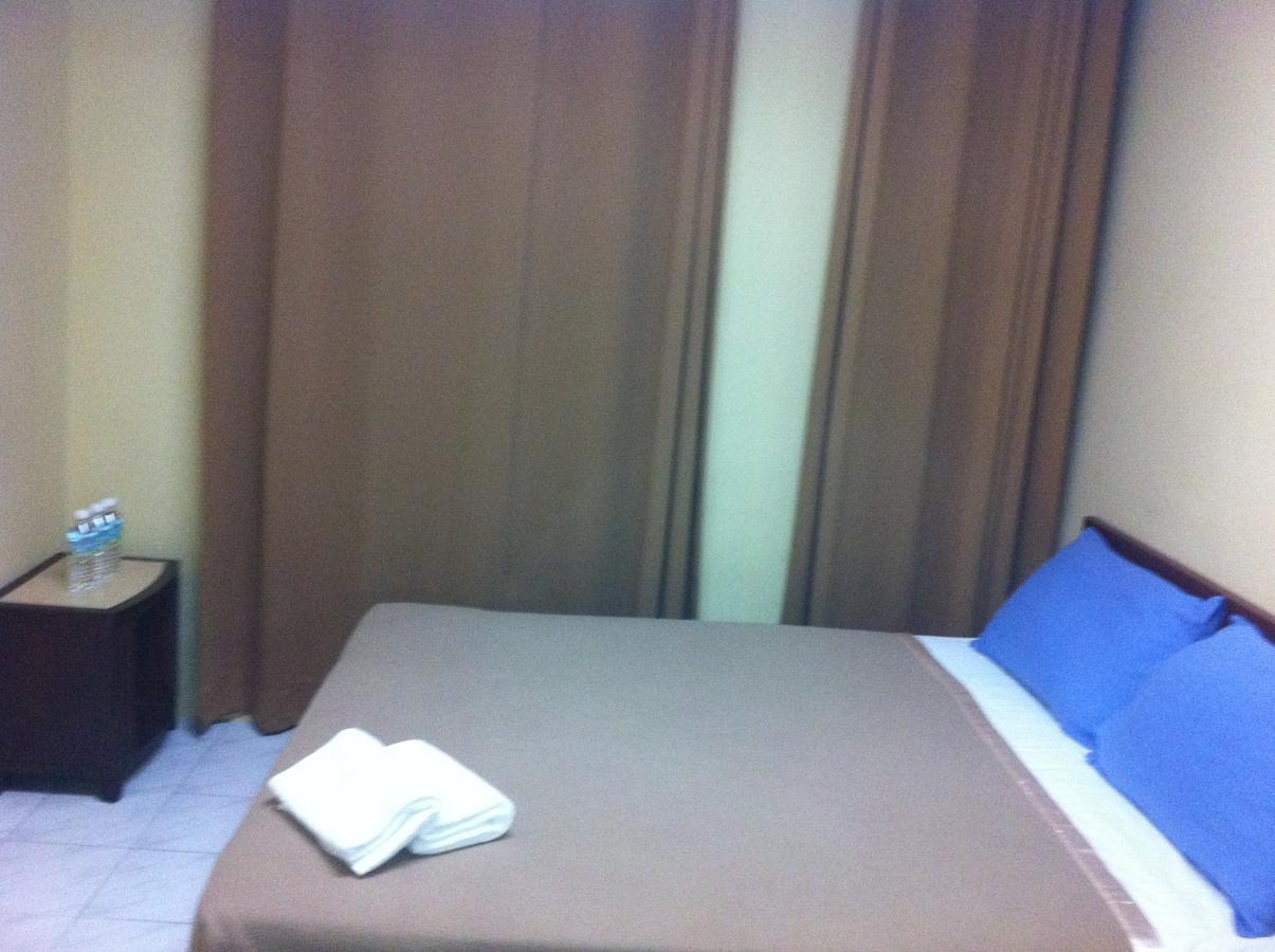 Jr Hotel Sitiawan Exterior photo